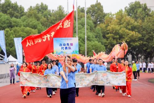 “饰”情画意绘远景 诚心筑梦谱华章——中修八局打扮公司策画探究院党修职业纪实(图6)